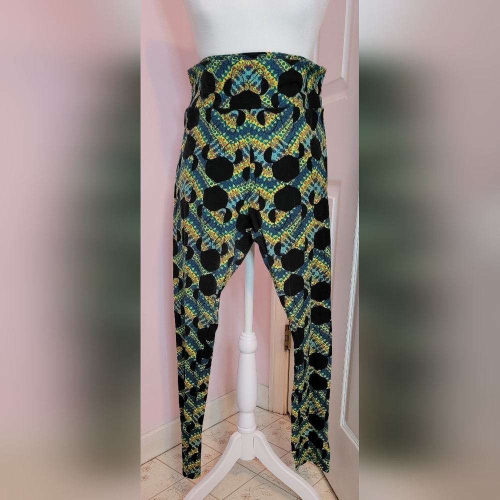 LULAROE Disney, Minnie, Tall & Curvy Leggings, (12-22) Pre-owned
